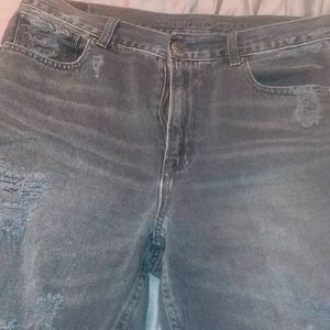 American eagle ripped mom jeans
